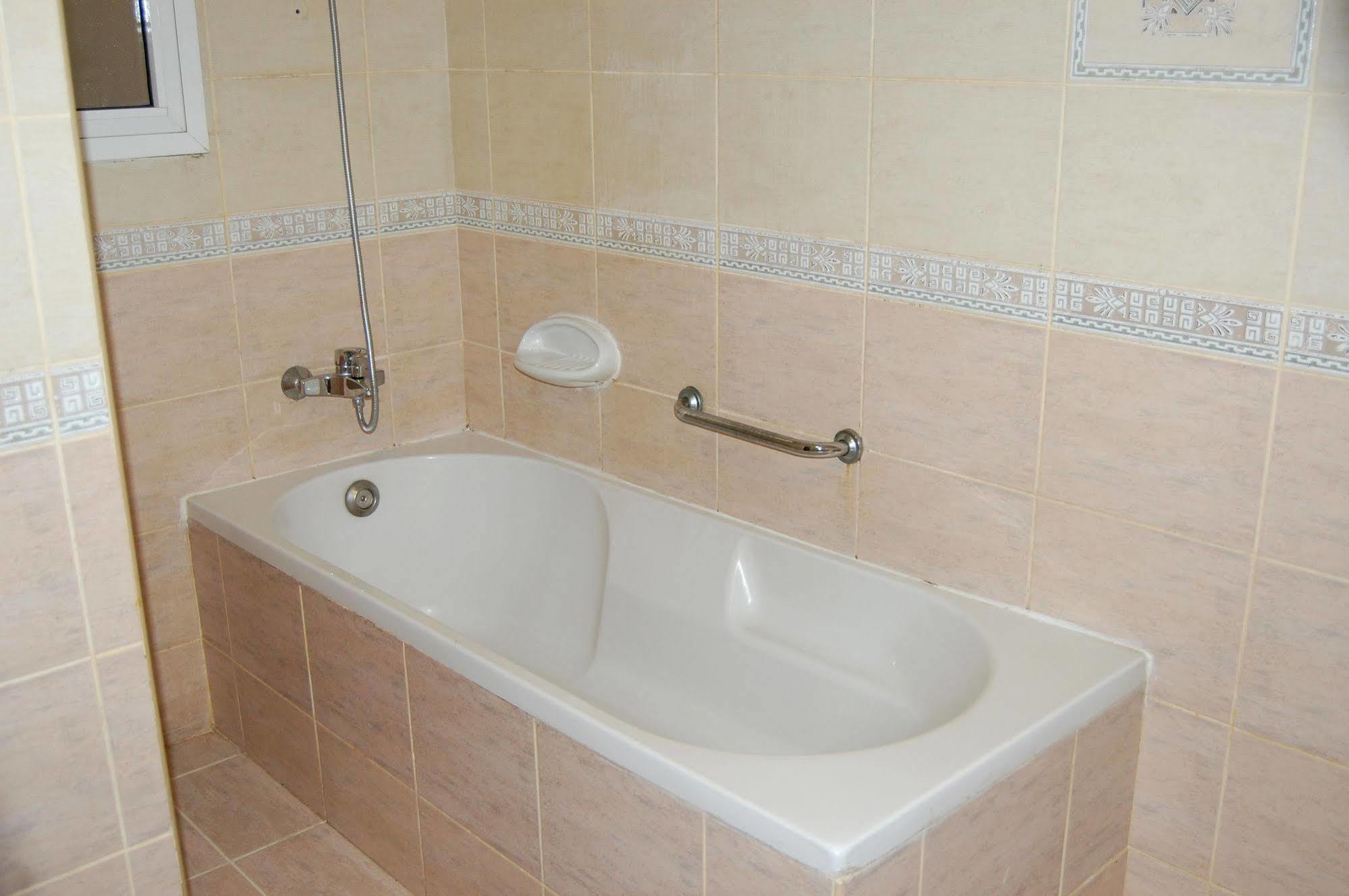 Al Ferdous Hotel Apartment Σάρτζα Εξωτερικό φωτογραφία