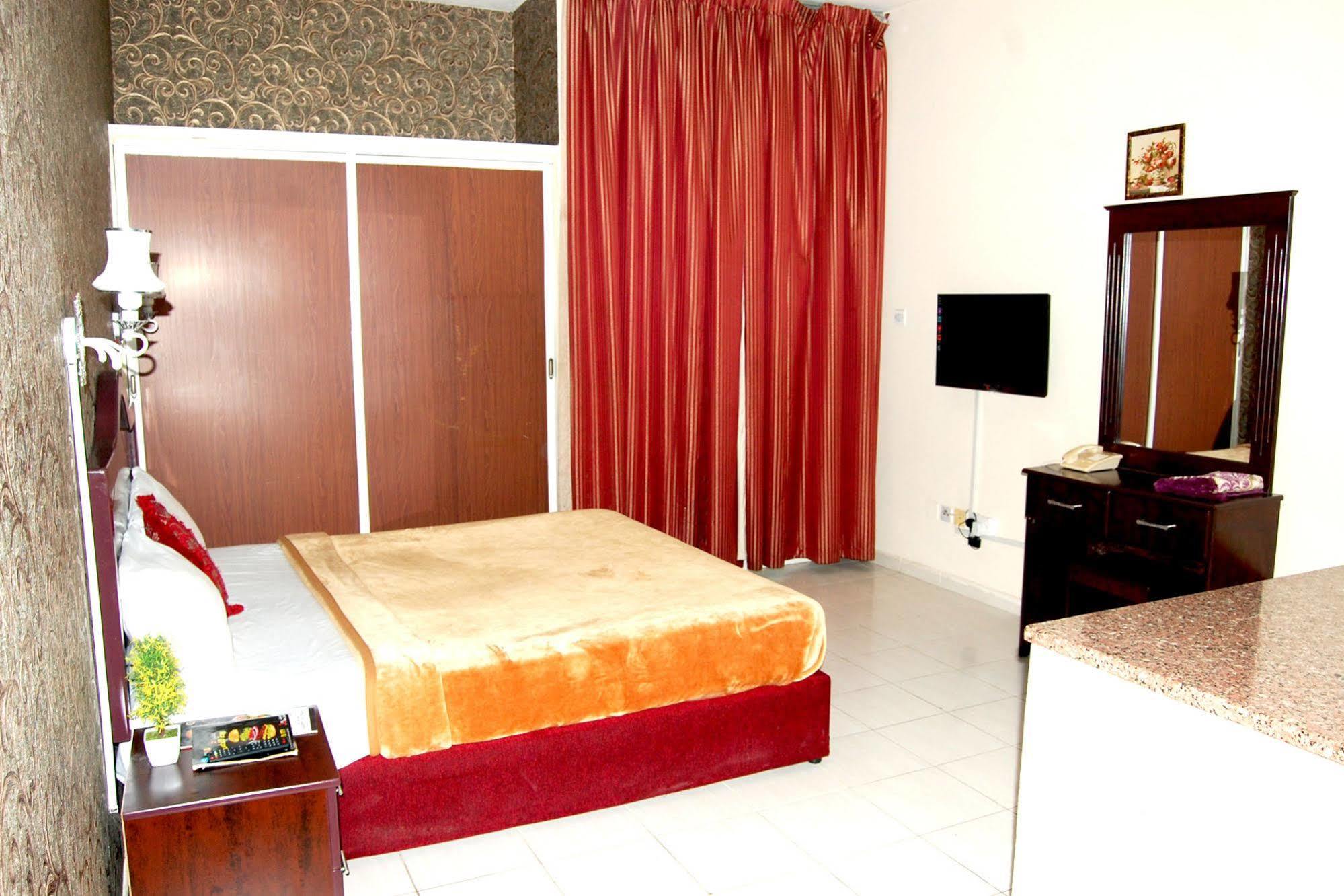 Al Ferdous Hotel Apartment Σάρτζα Εξωτερικό φωτογραφία