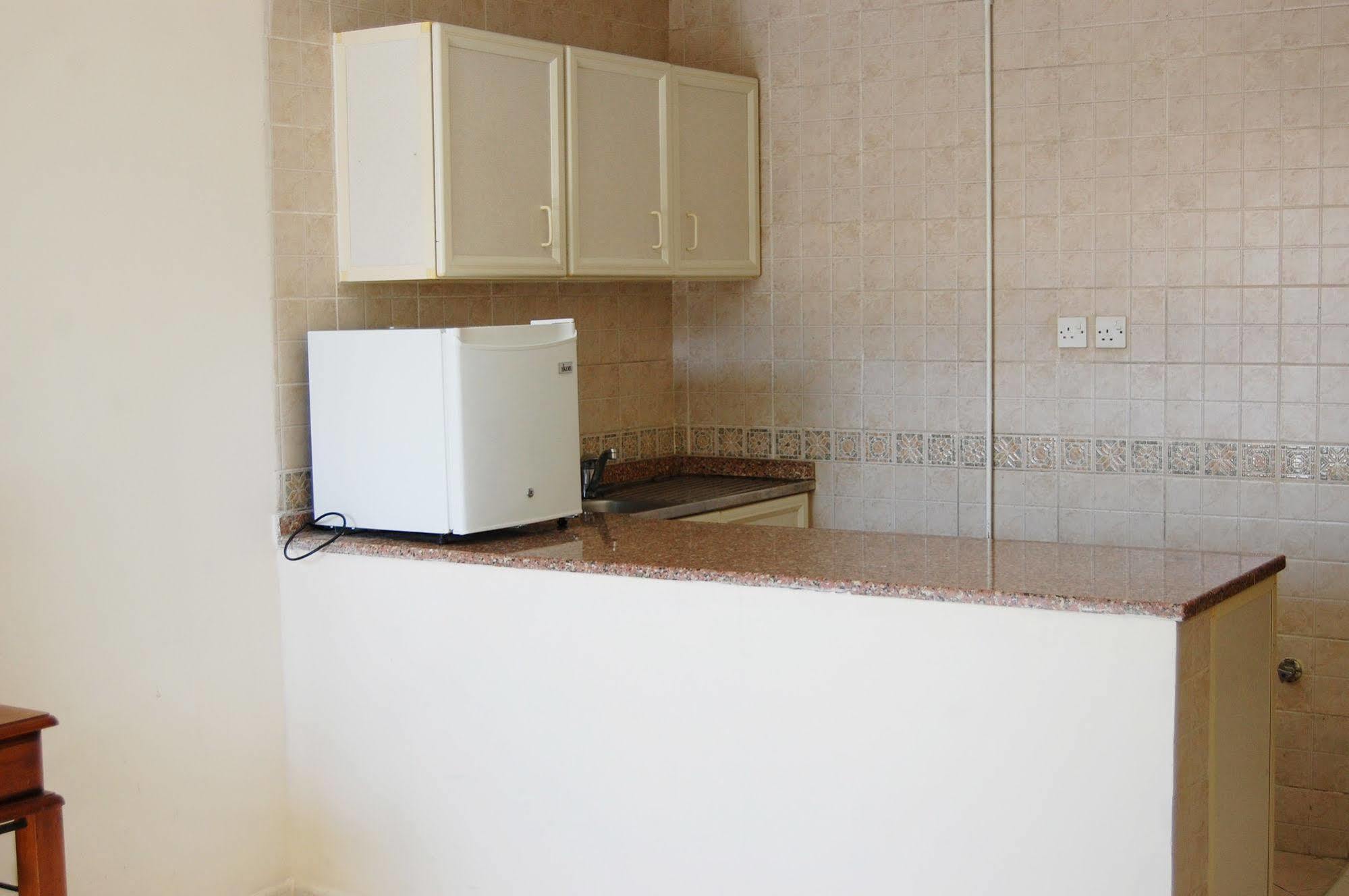 Al Ferdous Hotel Apartment Σάρτζα Εξωτερικό φωτογραφία