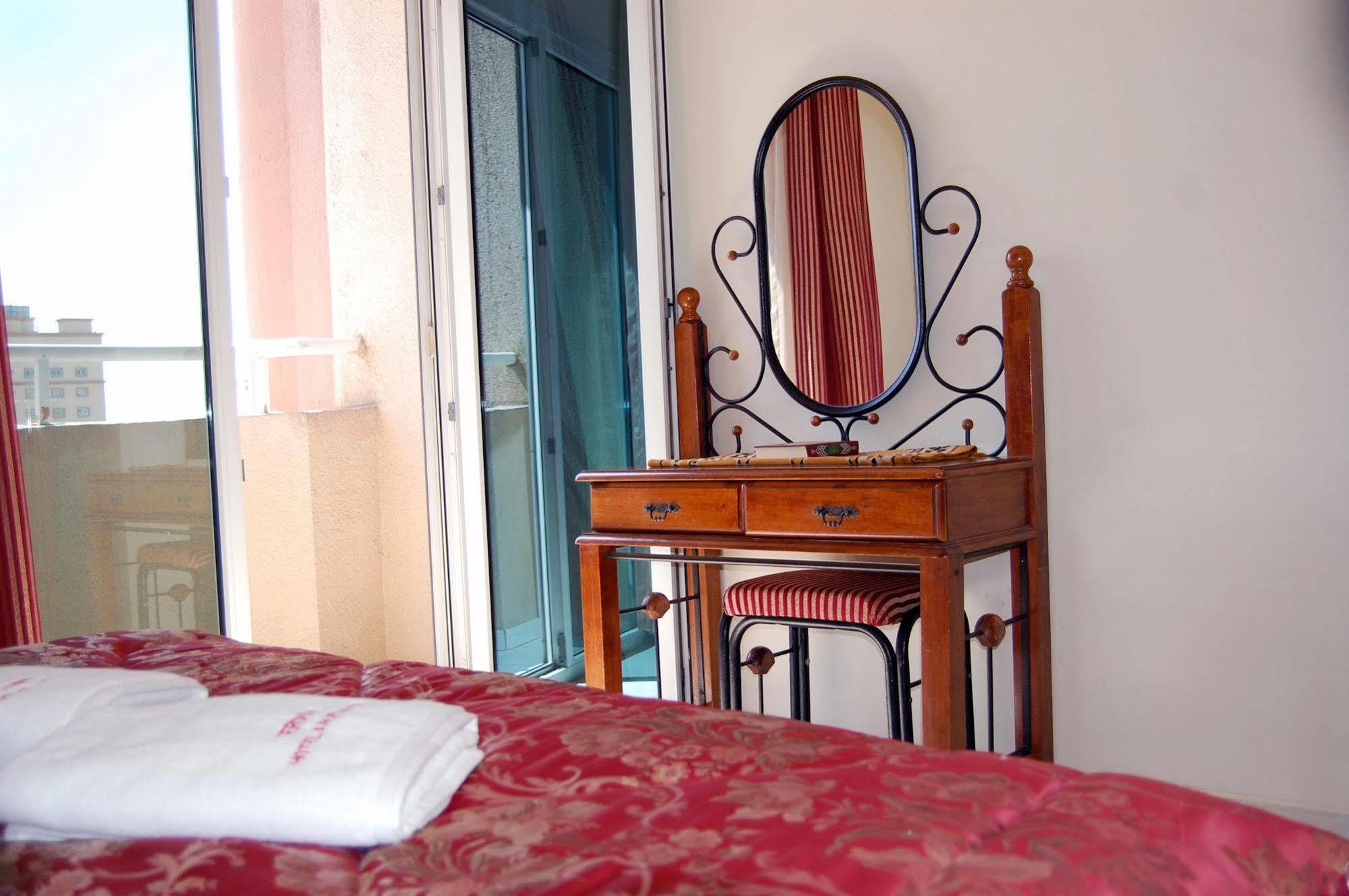 Al Ferdous Hotel Apartment Σάρτζα Εξωτερικό φωτογραφία